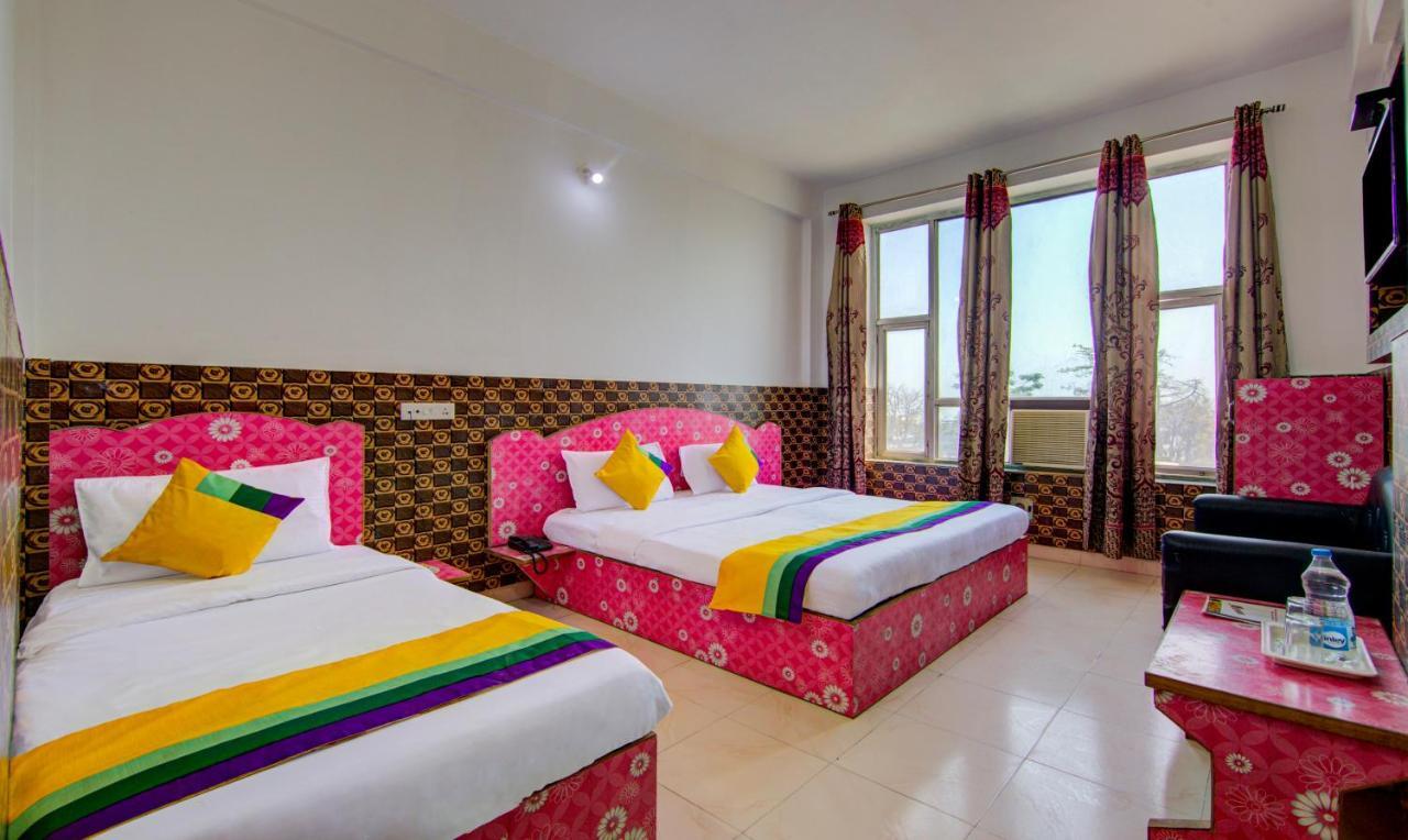 Itsy Hotels Satya Shree Katra  Exteriér fotografie