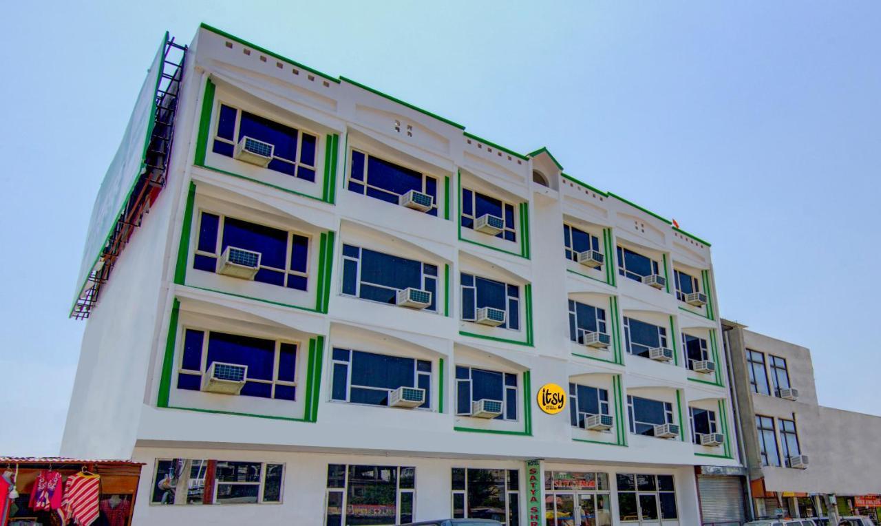 Itsy Hotels Satya Shree Katra  Exteriér fotografie